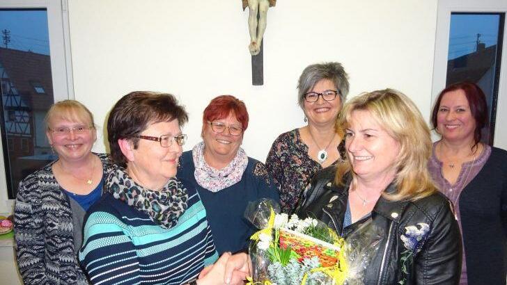 Der Vorstand des Frauenbundes Großwenkheim bei der Verabschiedung von Christa Then (von links): Susanne Ziegler, Christa Then, Klara Schlembach, Dorothea Gehring, Heike Waldvogel, Diana Rudolph. Es fehlt Tanja Reinhard.  Foto: Anton Then