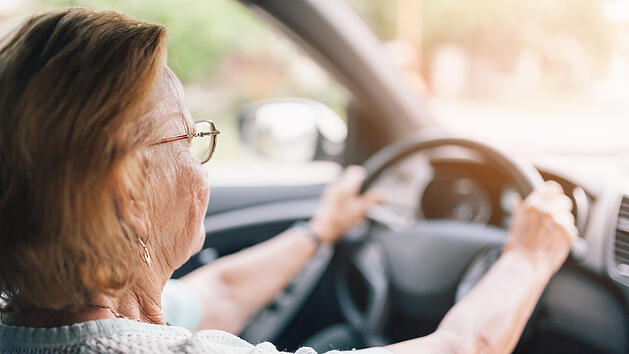 Autofahren, Demenz, Fahrtauglichkeit, Alternativen