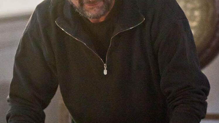 Martin Bürck und seine Klangsteine.