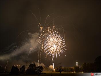 Abschlussfeuerwerk Michaelis Kirchweih 2015