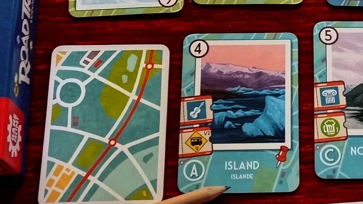 Spiele-Test "Road Trip Europa": Rezension des Draft-and-write-Spiels