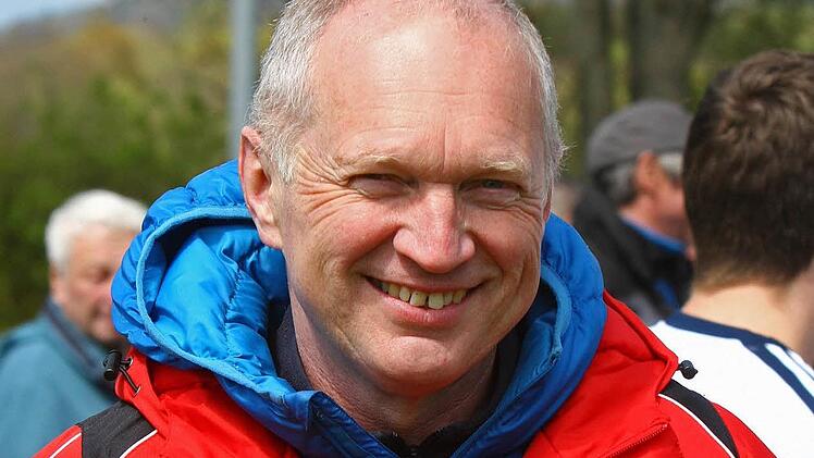 Harald M&auml;usbacher hat gut Lachen - er steht mit der SG Rugendorf/Losau dicht vor dem Gewinn der Meisterschaft. Im letzten Spiel scheint ein Sieg beim Schlusslicht Vatan Spor Kulmbach nur Formsache zu sein. Foto: Monika Limmer
