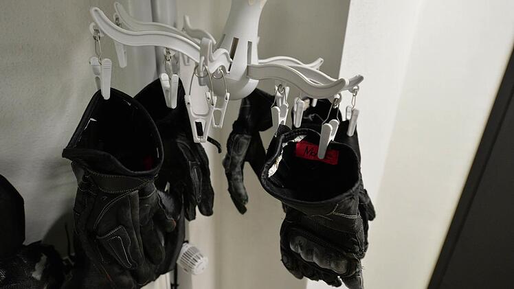 Die Handschuhe der Schakale Foto: Ronald Rinklef