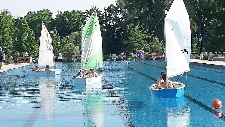 Segeln im K&ouml;nigsbad Foto: H. G. Braun