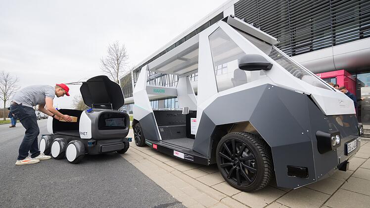 Forscher stellen Paketroboter vor