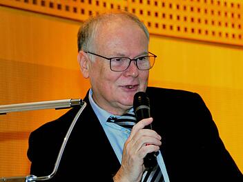 Dr. Reinhard Höhn, Vorsitzender des Hospizvereins. Foto: Peter Rauch