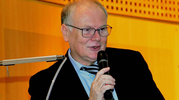 Dr. Reinhard Höhn, Vorsitzender des Hospizvereins. Foto: Peter Rauch