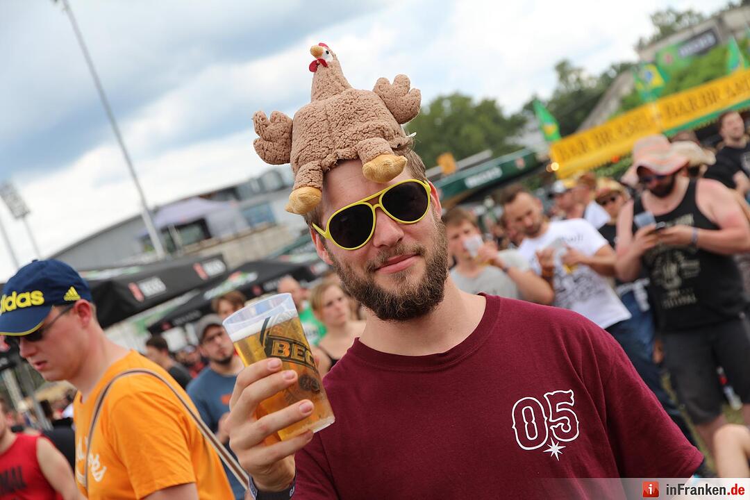 Die schrägsten Outfits bei Rock im Park 2016