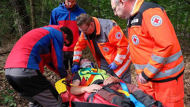 Zum &Uuml;bungseinsatz kam nicht nur der Rettungsdienst. Auch die Bergwacht wurde von der Integrierten Leitstelle entsandt.