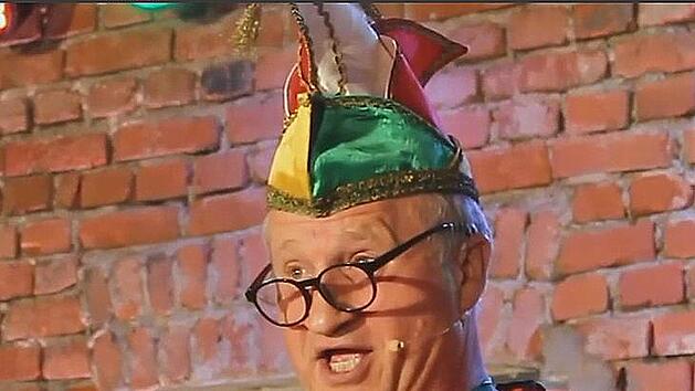 Alfred Erhard gehört als Bajazz mit Latern seit langem mit zum Fasching in Rannungen. Screenshot: Dieter Britz