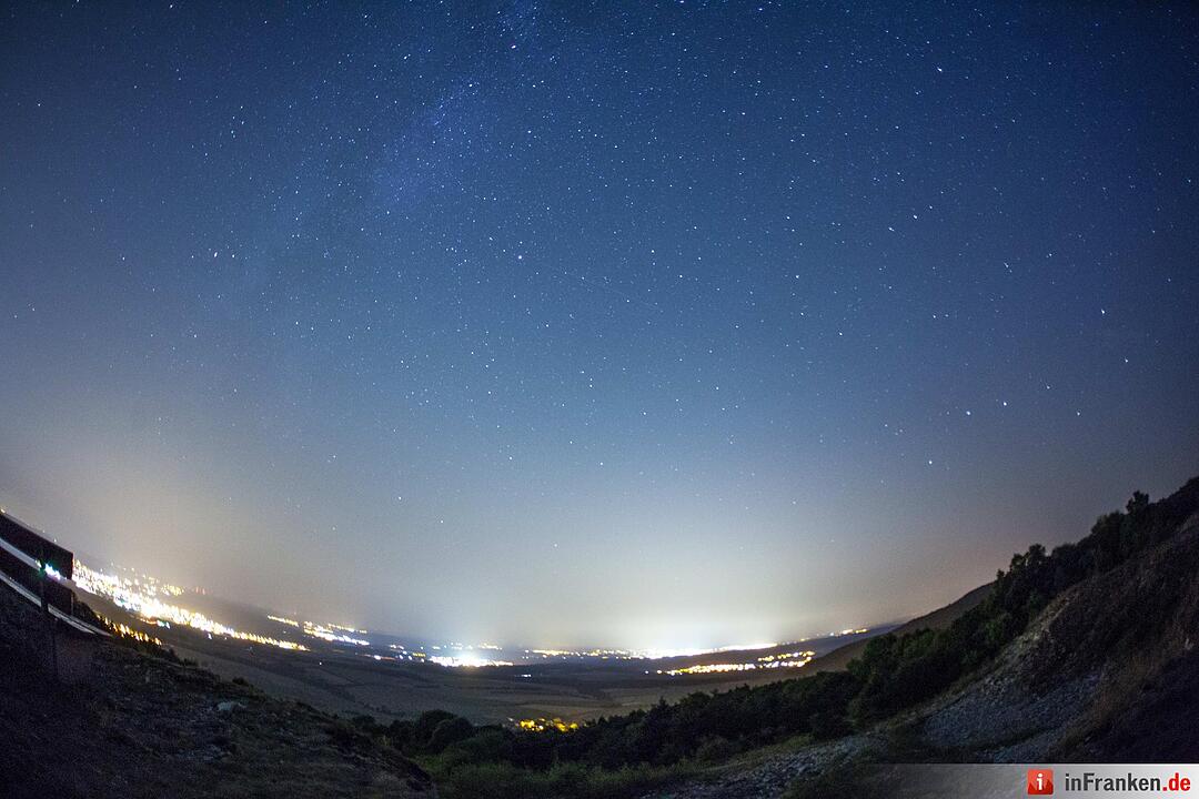 Sternschnuppen-Regen ueber Franken