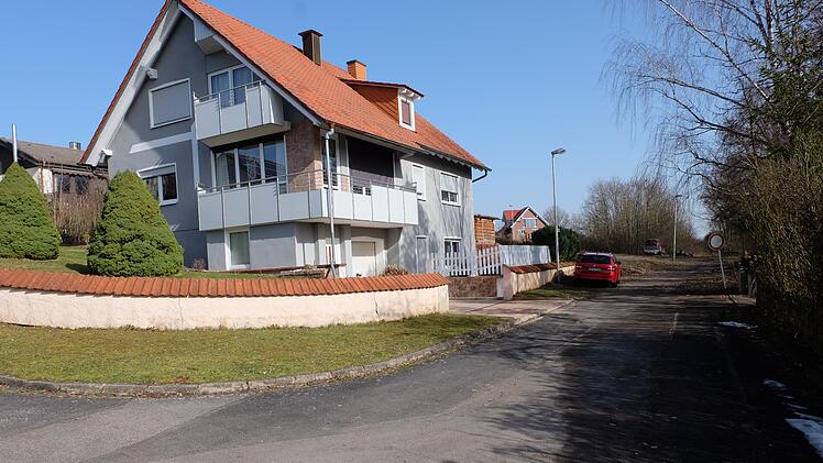 Anbindung der Staatsstraße 2281 an das Baugebiet "Unterer Berg" in Rothhausen.