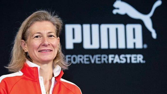 Anne-Laure Descours steltte sich als Vorstand Beschaffung vor.  Foto: Daniel Karmann/dpa