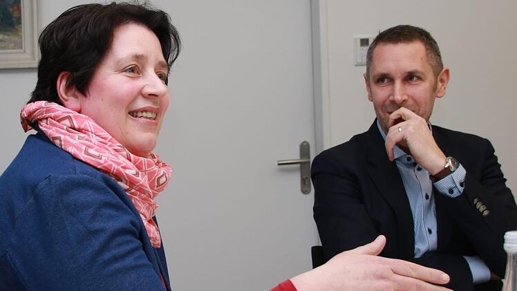 Bürgermeister Martin Bernreuther  und Herausforderin Dunja Pfaffenberger