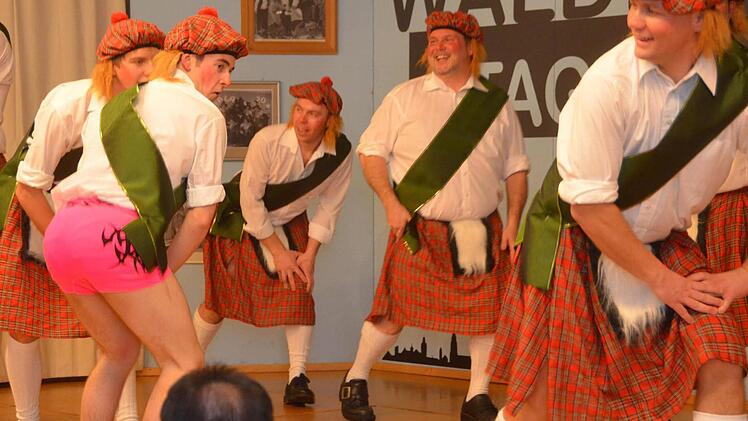 Fasching in Waldfenster.