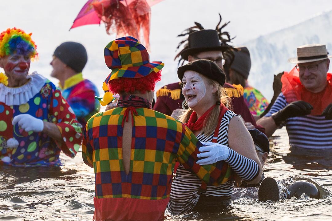 40. Winterbaden im Orankesee