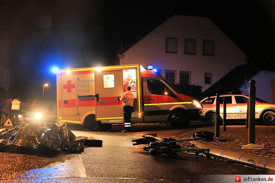 Fußgänger in Ebelsbach von Auto erfasst und tödlich verletzt