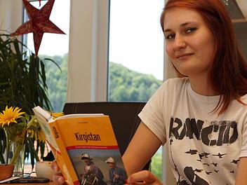 Lena Halbig bereitet sich auf ihren Freiwilligendienst in Kirgistan vor.Foto: Arkadius Guzy