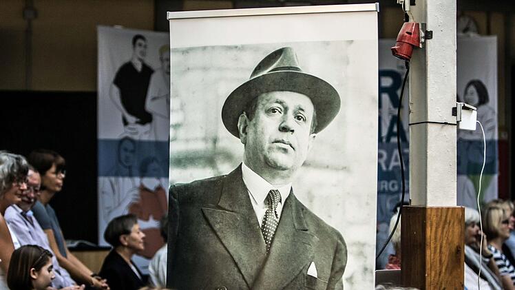 Die Coburger Experimentierplattform "Making Culture" würdigte Kurt Tucholsky.Foto: Jochen Berger