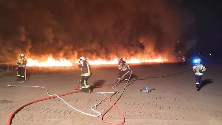 Einsatzkräfte der Feuerwehren Forchheim, Eggolsheim und Bammersdorf mussten Brand zu löschen. Foto: Feuerwehr Forchheim