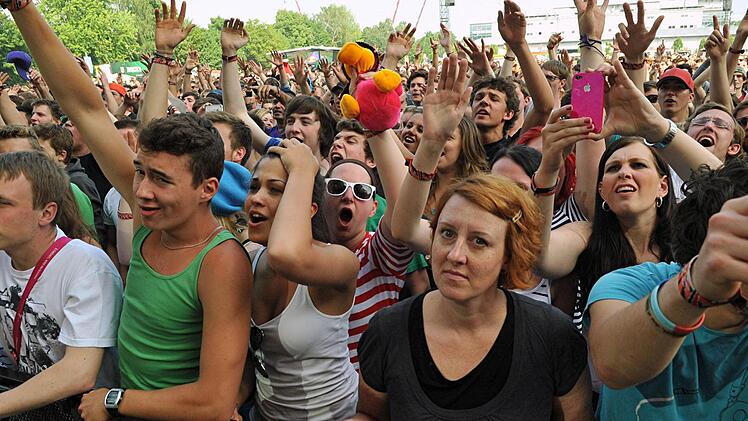 Das Publikum rockte begeistert mit.