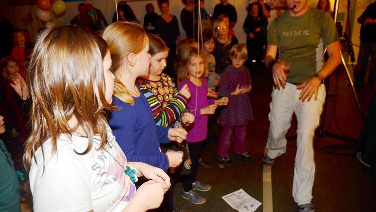 Der Entertainer und Liedermacher mischte sich auch unter seine Fans.  Fotos: K.-H. Hofmann