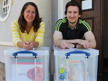 Die Stadtbücherei und Kollegin Michaela Queck werden künftig auf Jan Marberg (rechts) verzichten müssen. Der Leiter des Kulturbüros geht im September.  Foto: Archiv/Julia Raab