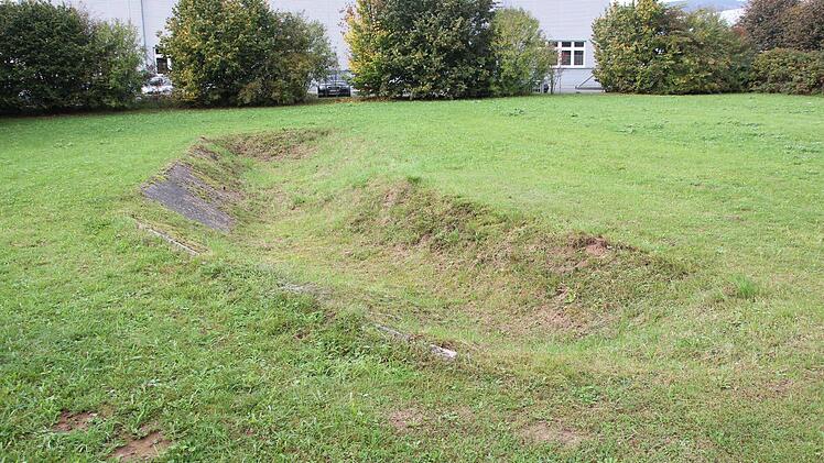 Reste des Autosperrgrabens kurz vor der Grenze auf Thüringer Seite  Foto: Friedwald Schedel