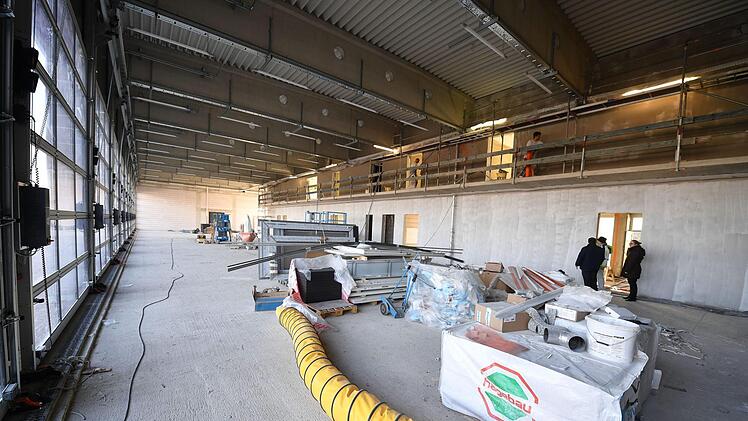 Eindrücke vom neuen Hallstadter Feuerwehrgelände und -Bau.Foto: Ronald Rinklef