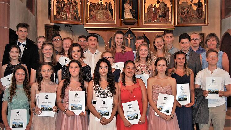 Abschlussfeier für die Hammelburger Realschul-Absolventen (Klasse 10d).Sigismund von Dobschütz