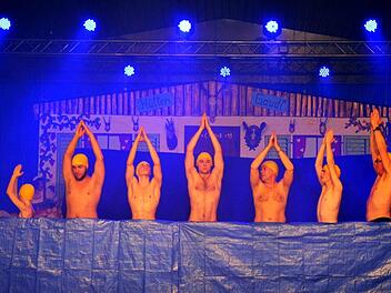 Die Strullendorfer "Ladykillers" mit ihrem "Wasserballett vom Feinsten"Andrea Spörlein