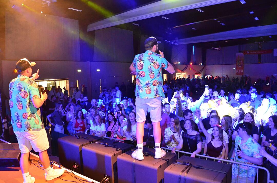 MALLE PARTY mit DJ Ratzi