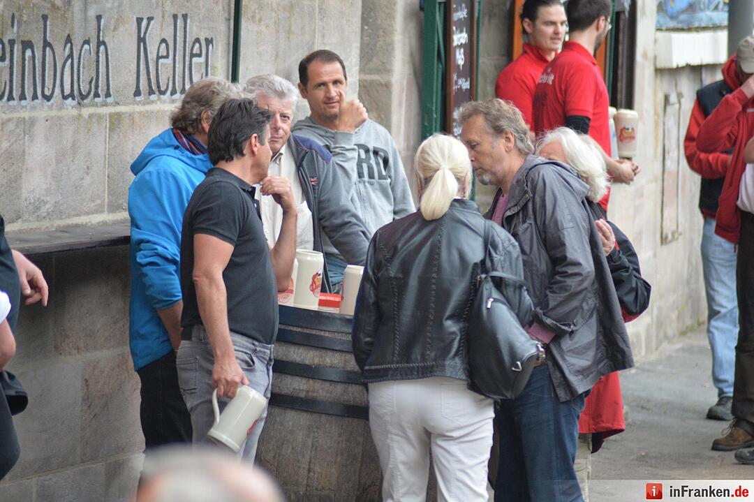 Run aufs Bier: Anstich auf der Bergkirchweih 2016