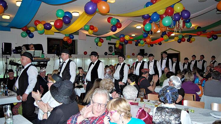 Faschingssitzung der Burkardrother Sängervereinigung Foto: Sigismund von Dobschütz