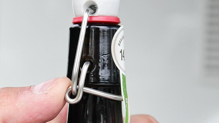 Jeden Tag Bier trinken: Was macht der regelm&auml;&szlig;ige Konsum mit deinem K&ouml;rper?