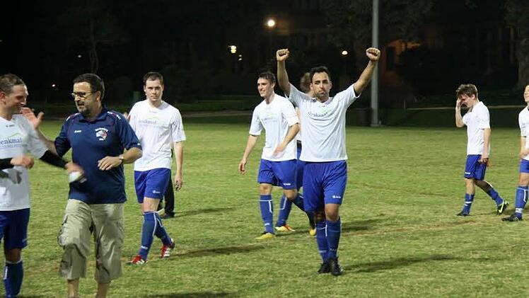 Der zweite Sieg in "Down Under" ist unter Dach und Fach: nach dem 2:0-Sieg gegen die Universität Sydney.