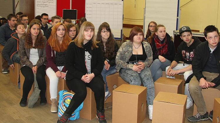 Zur Zukunftswerkstatt "Schorchetz - in Action!" kamen von 102 benachrichtigten und persönlich eingeladenen Jugendlichen mehr als fünfzig Prozent.  Foto: Sonja Adam