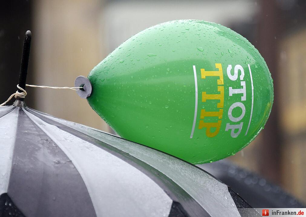 Demonstration gegen die Handelsabkommen