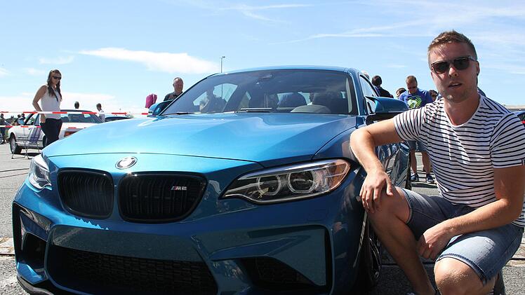Luca Rauschs 370 PS starker M2  war die Show: "Das Auto macht Spa&szlig;, ich bin schon 250 gefahren", sagt er.
