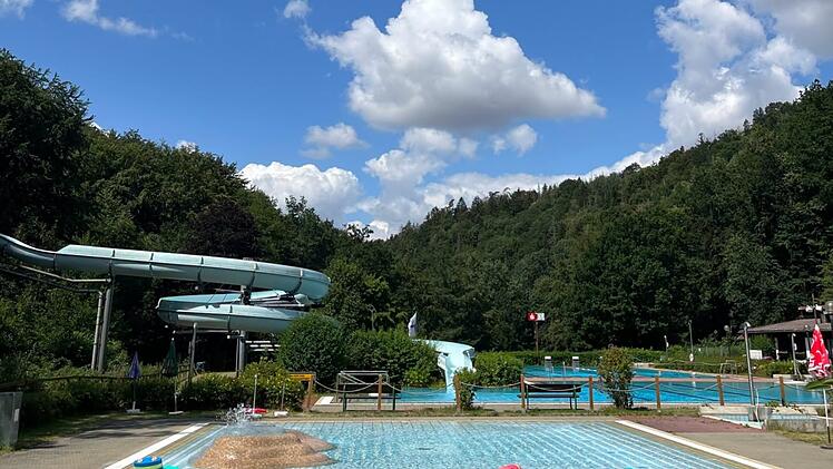 Das Freibad "Sommerbad Wirsberg"