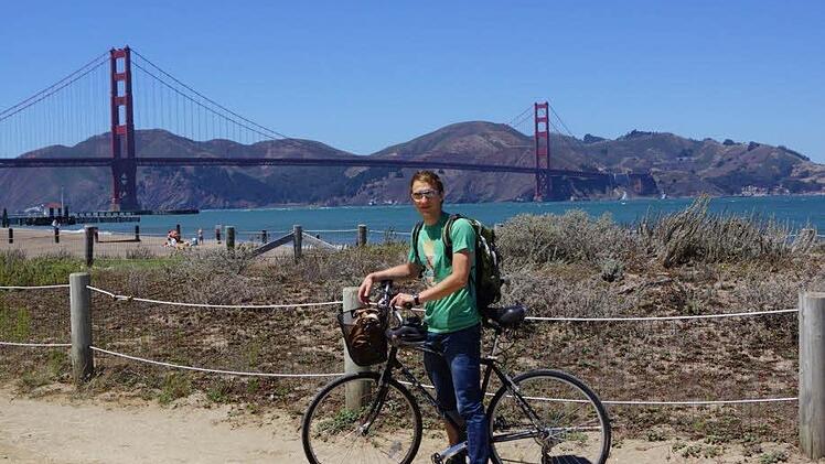 Natürlich blieb Ferdinand Knieling die Zeit, einige der Sehenswürdigkeiten Amerikas zu entdecken. Nur eine halbe Stunden mit dem Zug entfernt lag San Francisco mit der weltberühmten Golden Gate Bridge. Die Metropole erkundete der Melkendorfer mit dem Fahrrad.  Foto: privat