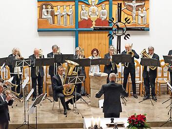 Seit vielen Wochen bereiten sich die Chöre auf das Adventskonzert der Evangelischen Kirchengemeinde aufs Konzert am Sonntag um 17 Uhr vor. Dies gilt auch für den Posaunenchor unter der Leitung von Thomas Meyer.