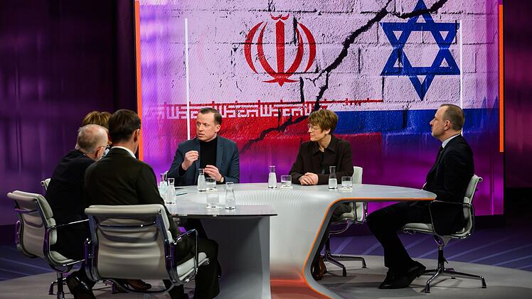 Adis Ahmetović (SPD), au&szlig;enpolitischer Sprecher der SPD-Bundestagsfraktion, h&auml;lt den Iran-Krieg f&uuml;r v&ouml;lkerrechtswidrig.