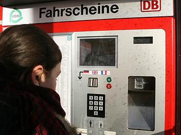 Bahntickets kann man in Kulmbach lösen, aber nicht Tickets des Verkehrsverbunds Großraum Nürnberg (VGN). Foto: Archiv