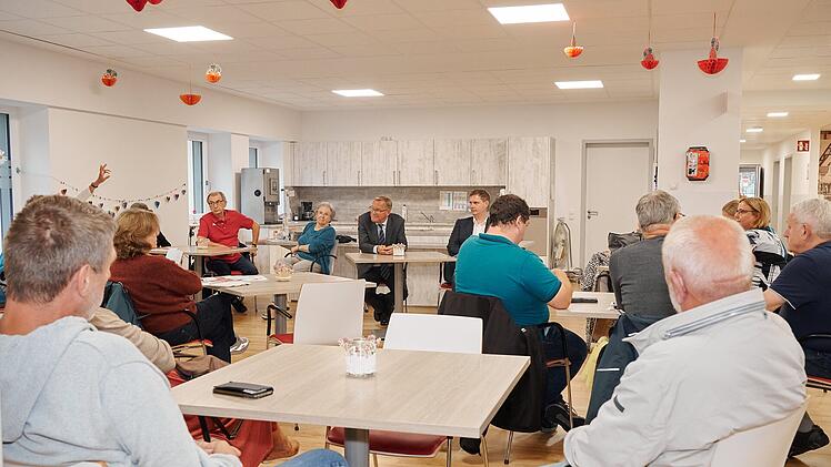 Bamberger Bürgermeister zum Gespräch in der Wunderburg - "gut besucht"