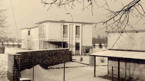 Das Rießner-Gebäude 1956 im Winter