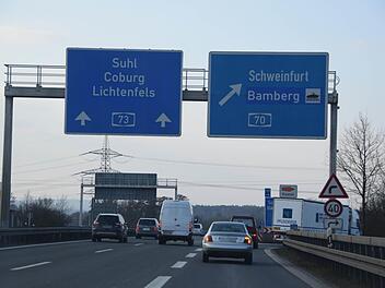 Am Kreuz Bamberg sind laut Verkehrspolizei die Kapazitätsgrenzen langsam erreicht. Foto: Ronald Rinklef
