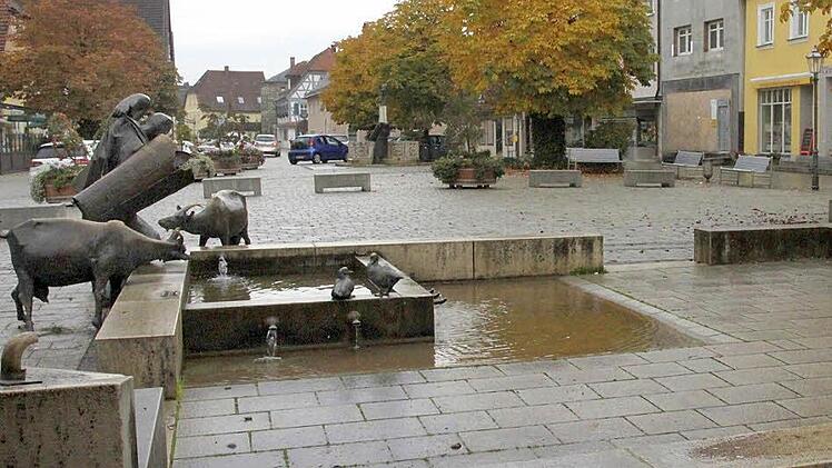 Beim Straßenausbau - auch hier auf dem Marktplatz - werden die Ebermannstadter Bürger zur Kasse gebeten.  Foto: Josef Hofbauer
