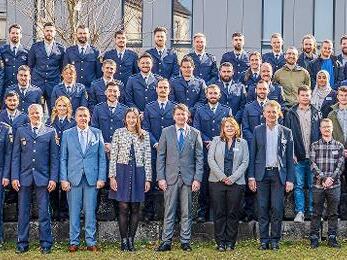 Diese Mitarbeiterinnen und Mitarbeiter verstärken die Polizei in der Region.