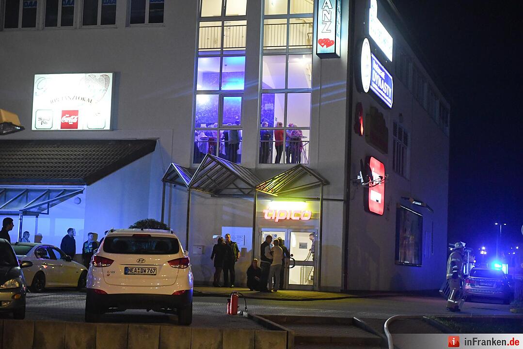 Brand in Tiefgarage in Bamberg - Hotel evakuiert